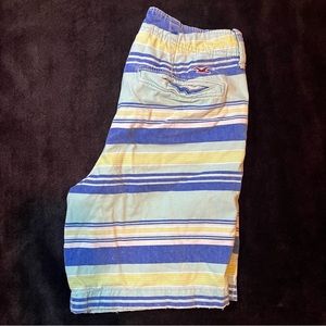 Hollister Shorts - Men’s Size 30 - Chino Shorts